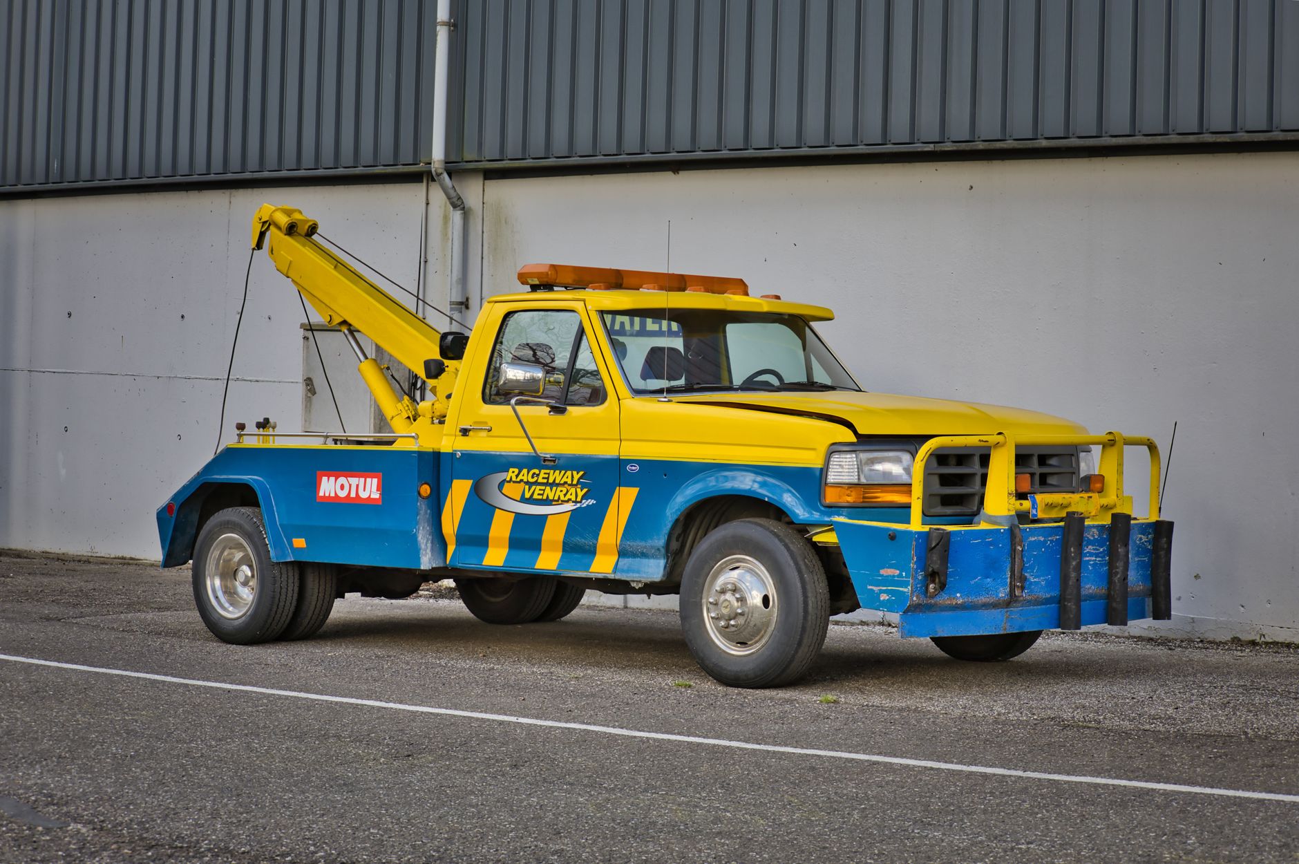 Remorquage voiture équipe à Joué-lès-Tours